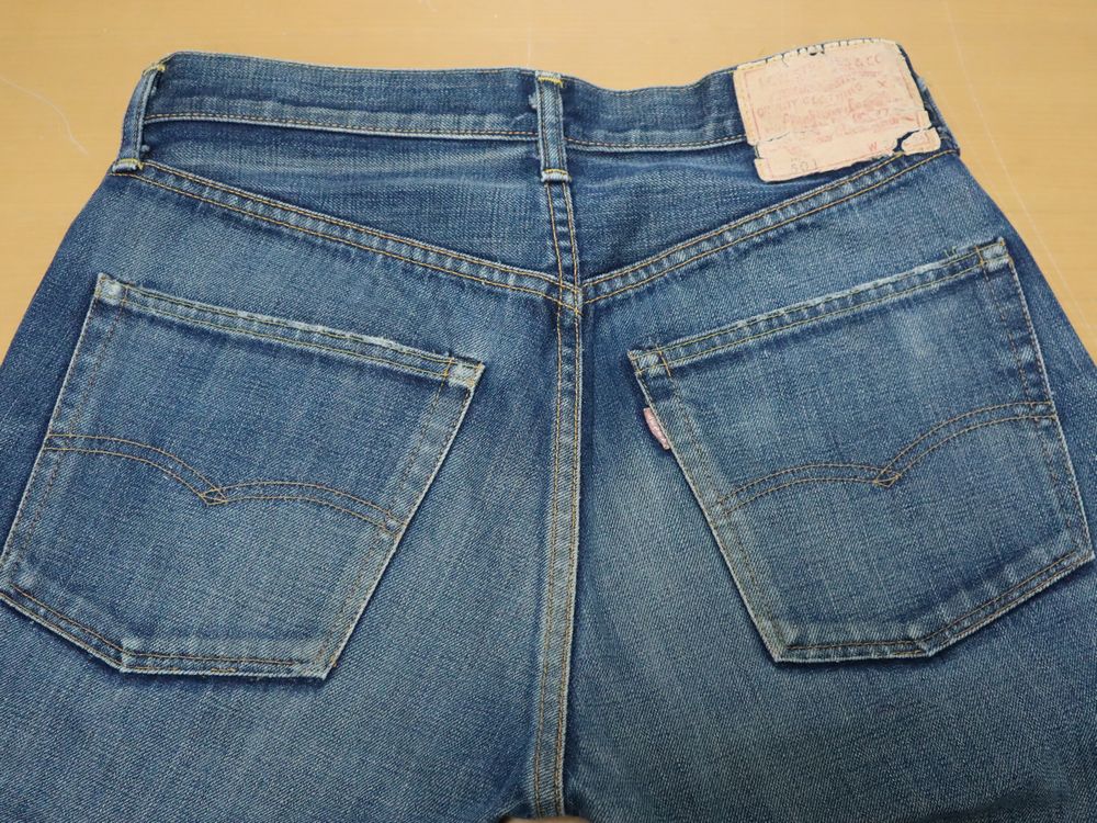 パンツ 復刻Levi